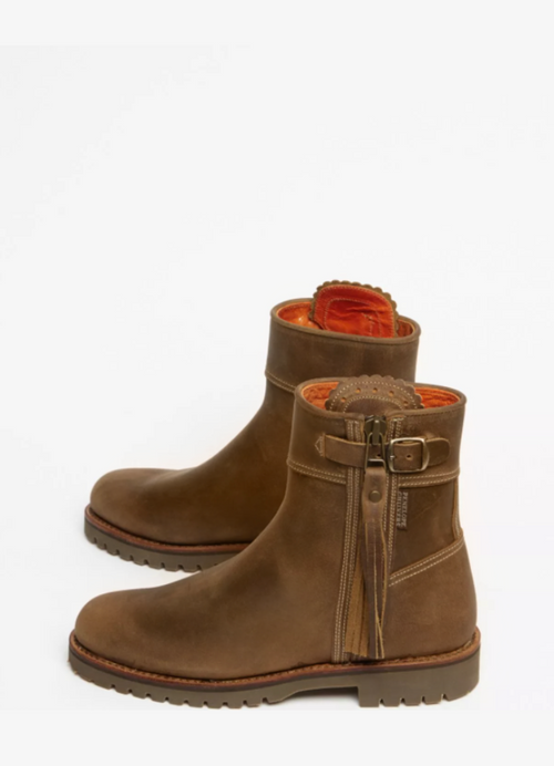 Penelope Chilvers - Cropped Leather Tassel Boot - Biscuit